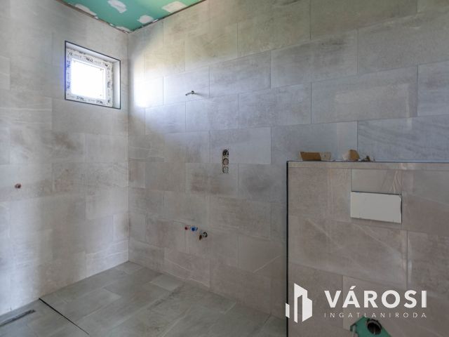 Prémium minőségű, új építésű otthon  Balatonszabadin