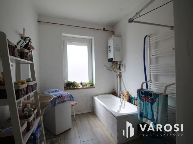 Befektetés vagy családi otthon Gencsapátiban