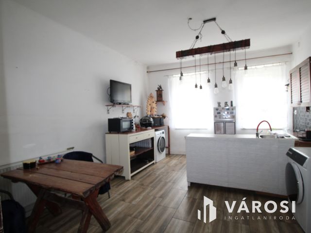 Befektetés vagy családi otthon Gencsapátiban