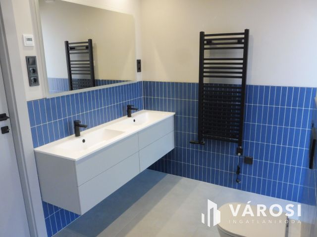 5 Csillagos földszinti lakás Újszegeden Kiadó.