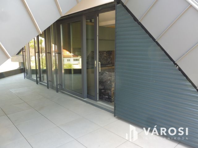 5 Csillagos penthouse Újszegeden Kiadó.