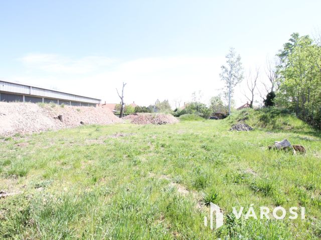 Kiváló telephely kiadó