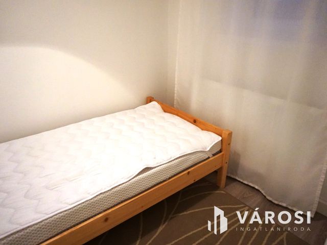 Tömegközlekedés centrumában