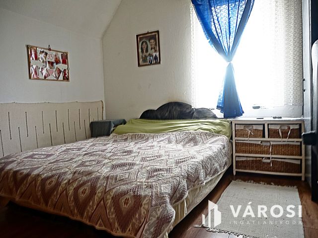 Fiatalos családi ház 2 generáció számára!