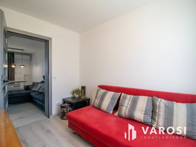 Gyönyörűen felújított 4 szobás lakás a belvárosban