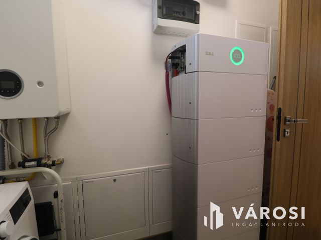 Kulcsrakész ,új építésű,költözhető,25 KW tárolóval.