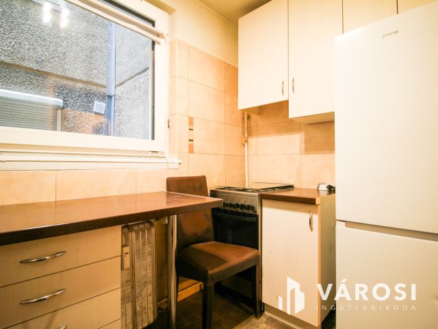 Három szobás panellakás kiadó Óbudán