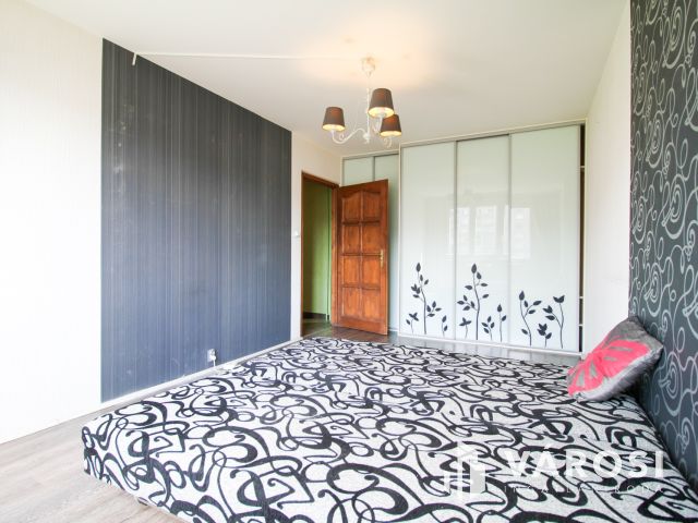 Három szobás panellakás kiadó Óbudán