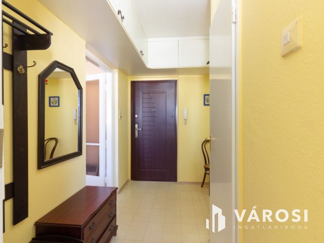 Kiadó panellakás a Bihari utcában