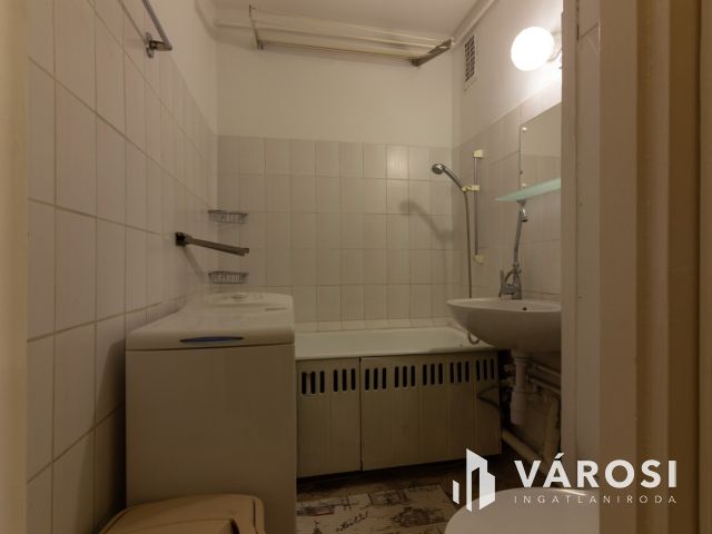 Kiadó panellakás a Bihari utcában