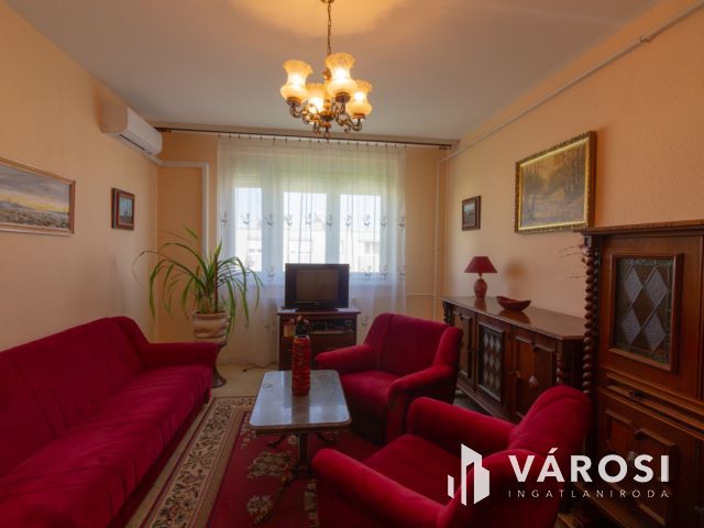 Kiadó panellakás a Bihari utcában