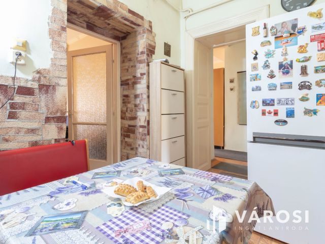 Göncz Árpád városközponttól 5 percre 54 m2-es 2 szobás lakás