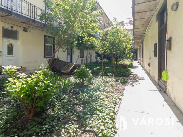 Göncz Árpád városközponttól 5 percre 54 m2-es 2 szobás lakás