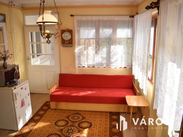 4 szobás családi ház az élővízcsatorna partján!