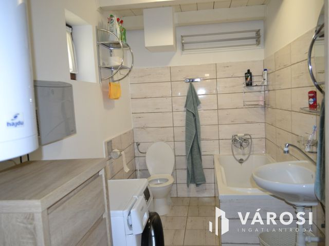 Erdei környezetben Balatonfüredi ház kiadó!