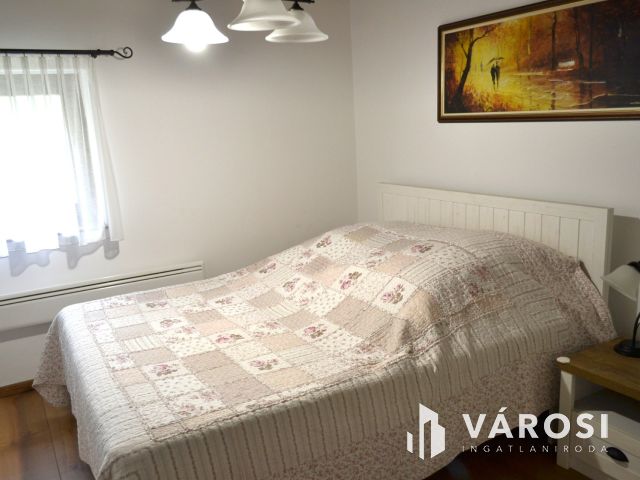 Erdei környezetben Balatonfüredi ház kiadó!