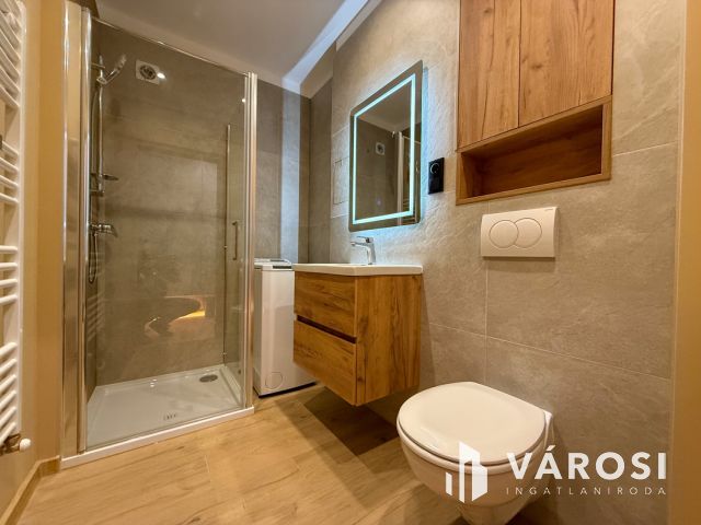 Szerpentin úton prémium minőségű design lakás eladó!