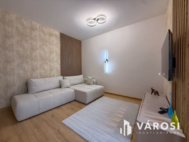 Szerpentin úton prémium minőségű design lakás eladó!