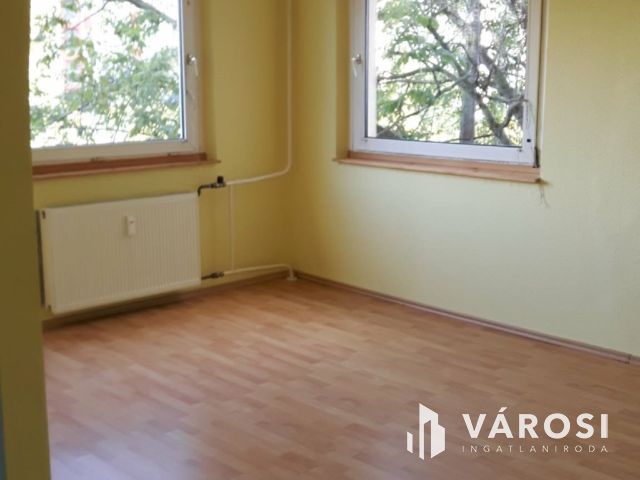Gazdagréten 1+2 szobás panel lakás, remek elosztással kiadó