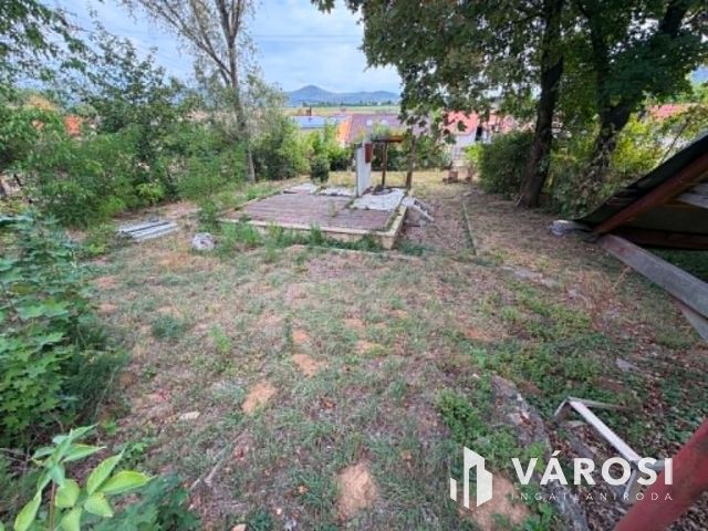 Panorámás telek