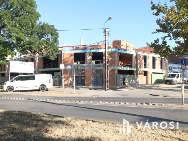 LIftes lakások, Dorozsma szivében,kulcsrakészen !