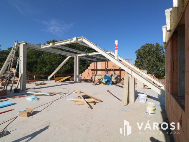 LIftes lakások, Dorozsma szivében,kulcsrakészen !