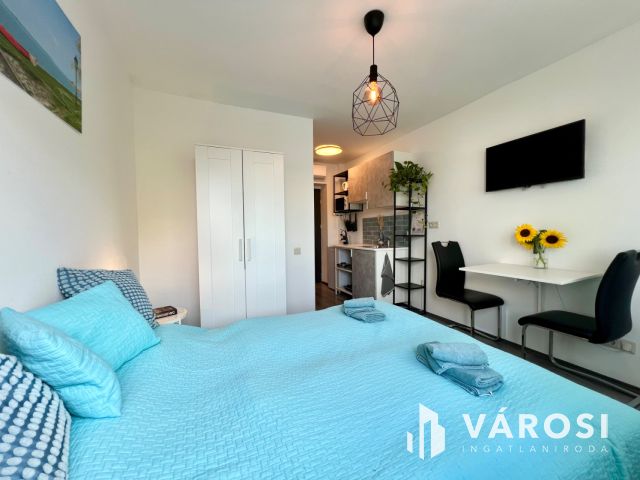 MEDENCÉS apartman Balatonföldváron, 500 méterre a Balatontól