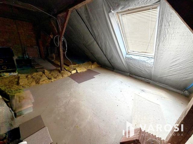 Több mint egy sorház-197 m² + kert + garázs + bővíthetőség