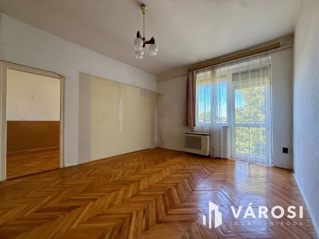 Ózdi úton 2. emeleti, erkélyes lakás eladó!