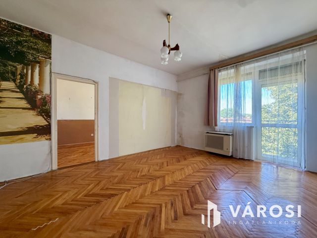 Ózdi úton 2. emeleti, erkélyes lakás eladó!