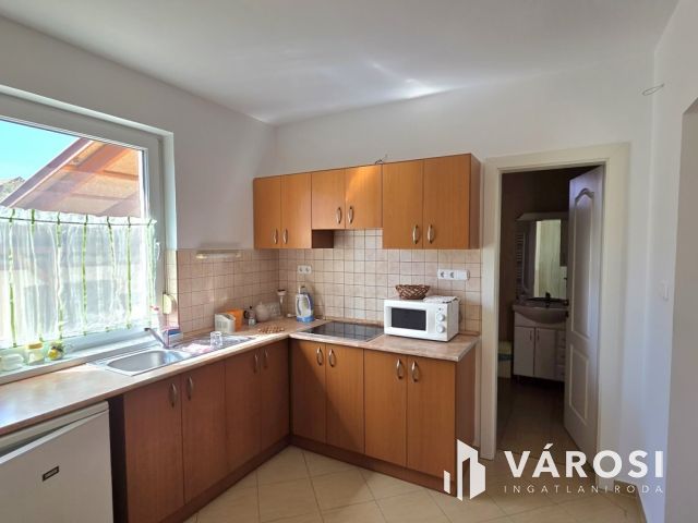 Családi ház és apartmanház a fürdő közelében-Hajdúszoboszló