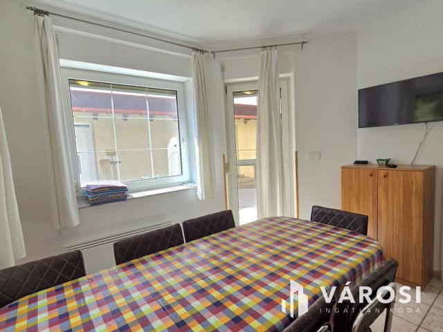 Családi ház és apartmanház a fürdő közelében-Hajdúszoboszló
