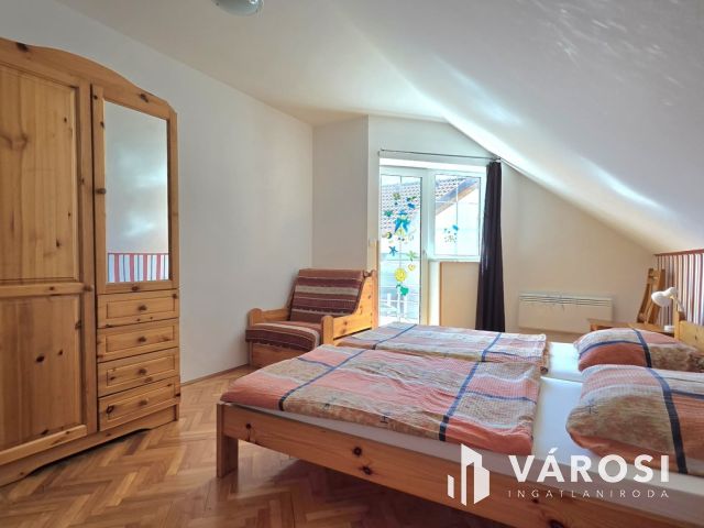 Családi ház és apartmanház a fürdő közelében-Hajdúszoboszló