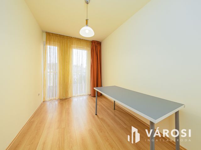 Belvárosi modern lakás csendes utcában
