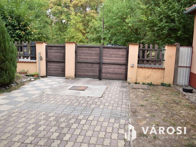 KIADÓ 64 M²-ES, KÉTSZINTES LAKÁS GYULA BELVÁROSÁBAN!