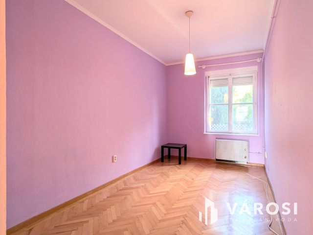 Belvárosi lakás szigetelt házban a Körös parton!