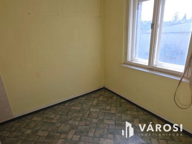 Katonaréten eladó családi ház